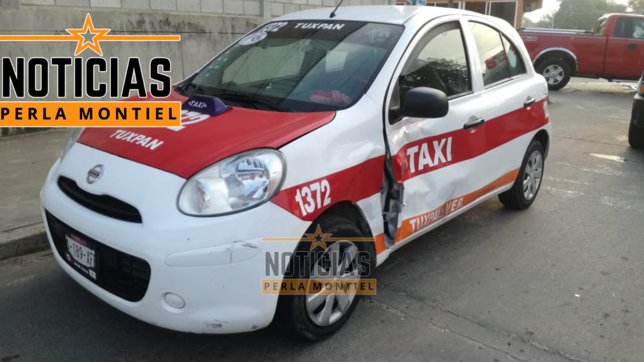 Taxistas sufren accidente en la Cuauhtémoc