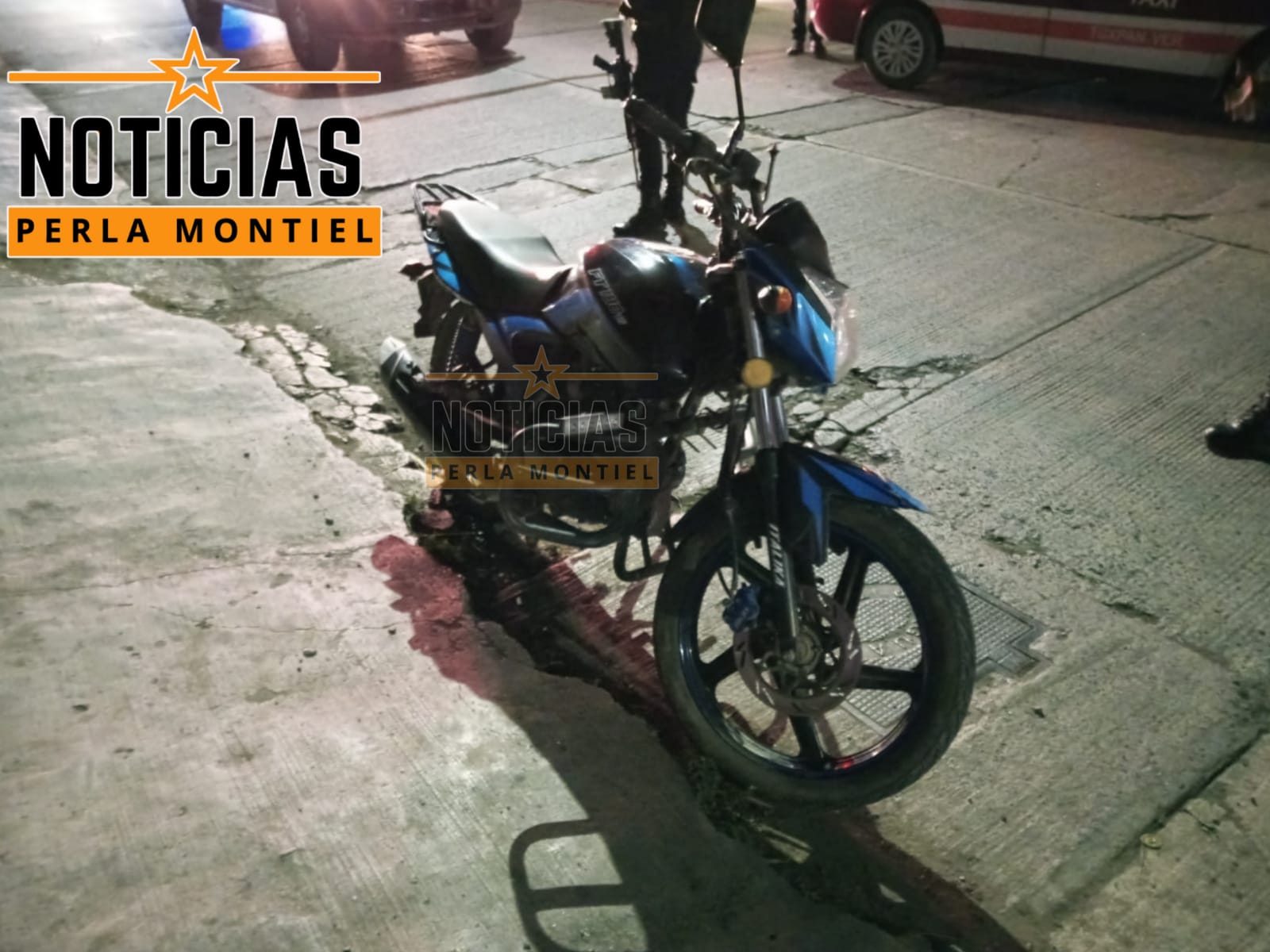 Ebrio motociclista tras las rejas al chocar por alcancé contra un taxi