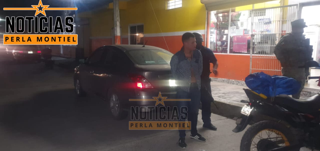 Elementos de la Policía Municipal detienen a presunto asaltante en la Ruiz Cortinez
