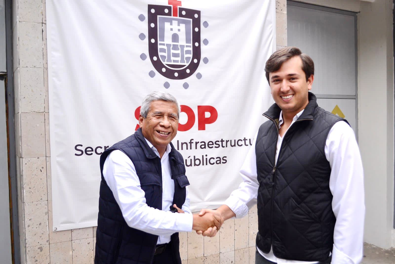 Mejorar la interconexión carretera, indispensable para el desarrollo del Distrito de Tuxpan: Genaro Ibáñez