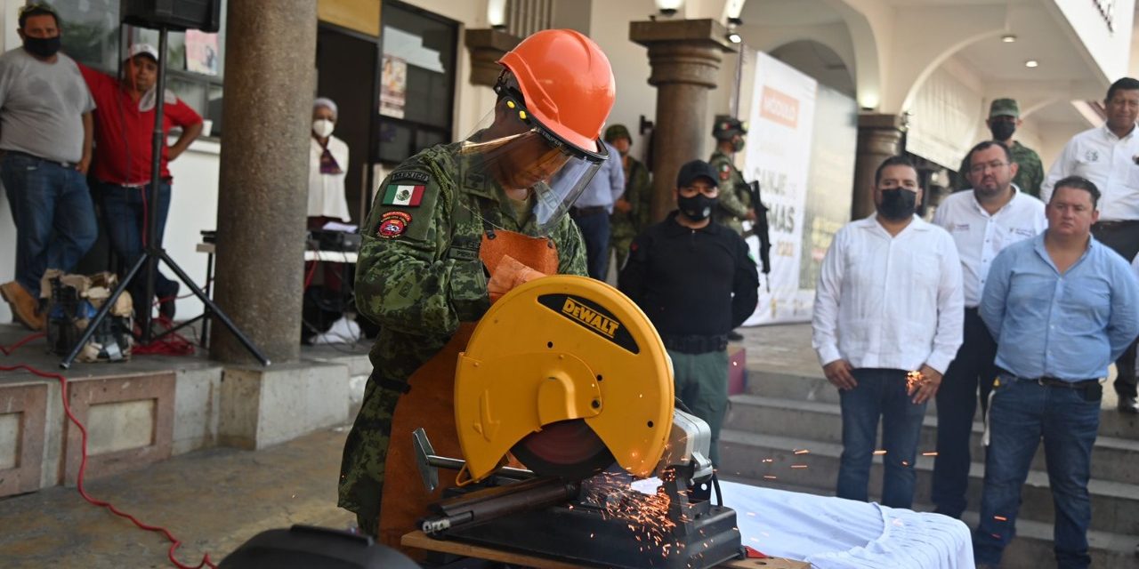 Anuncia Gobernador campaña de canje de armas en Tuxpan y el puerto de Veracruz