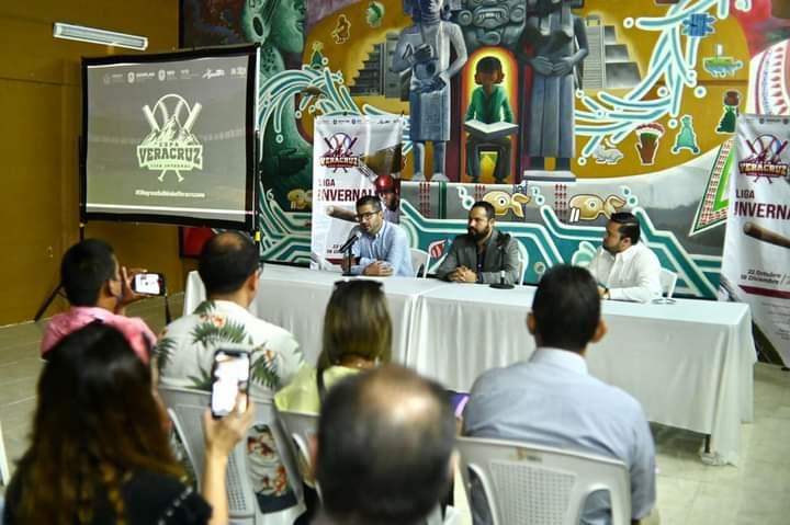 Gran ambiente previo al inicio de la Liga Invernal Copa Veracruz 2022