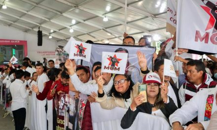 Miles de maestras y maestros de todo el estado arribaron a Pánuco; destacaron entre multitud por su alegría