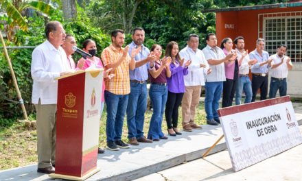 Gobierno de Tuxpan inaugura nueva aula en la Secundaria Emiliano Zapata de la comunidad Aire Libre