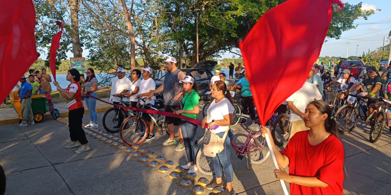 Familias tuxpeñas participaron activamente en la “Primera Rodada Ciclista por la Salud”