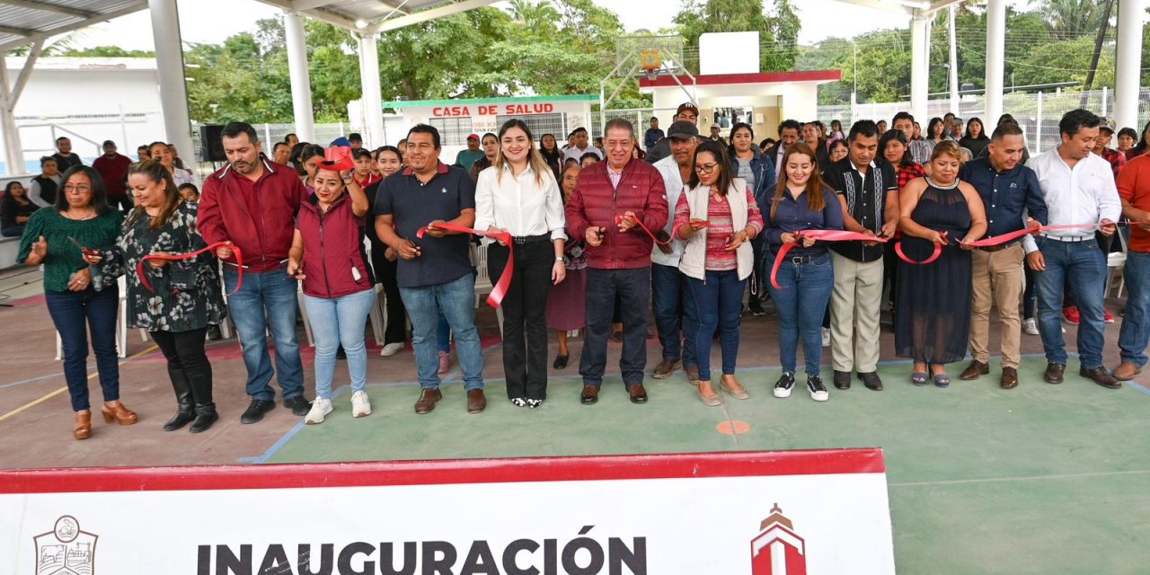 Gobierno de Tuxpan realizó la entrega oficial de la obra “Cancha y Espacios Multideportivos” en la comunidad Ceiba Rica