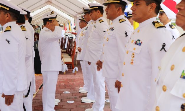 La Fuerza Naval del Golfo realiza ceremonia de cambio de Mando de Armas