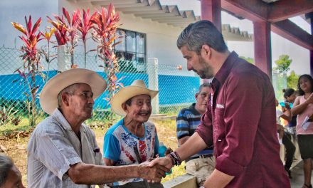 Comunidades de Tuxpan adelantan el triunfo de Daniel Cortina