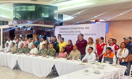 Ante el inicio de la temporada de ciclones tropicales, se declaró abierta la Sesión Permanente del Consejo Municipal de Protección Civil