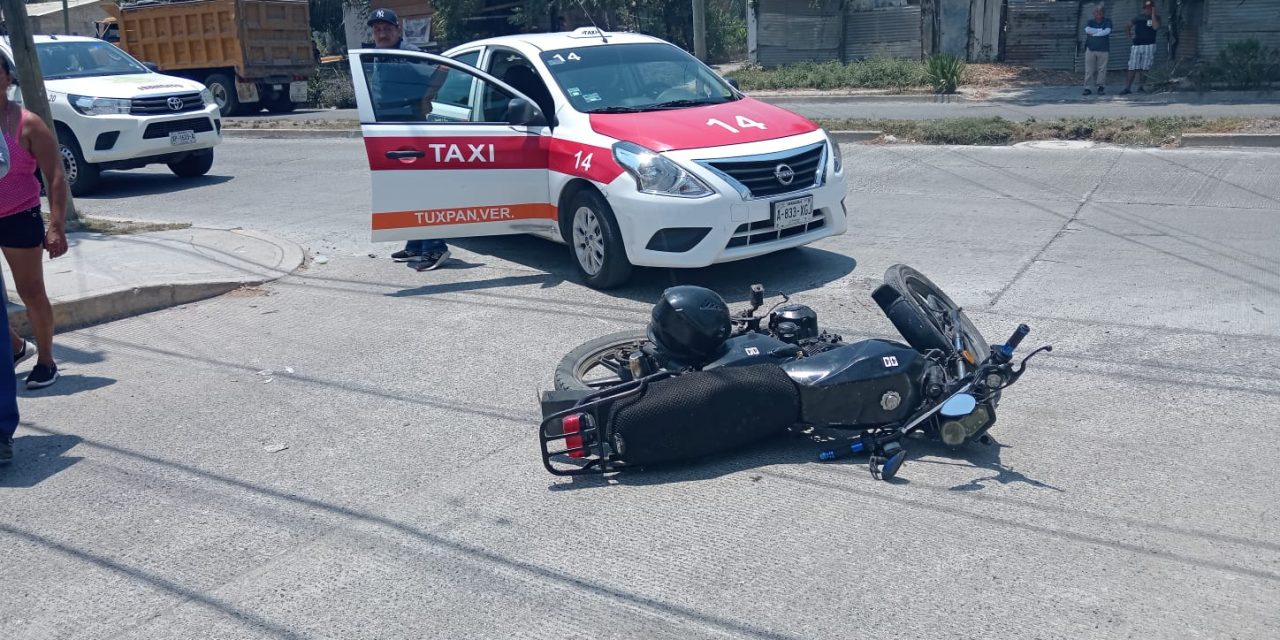 Colisión en la Avenida Manuel Maples