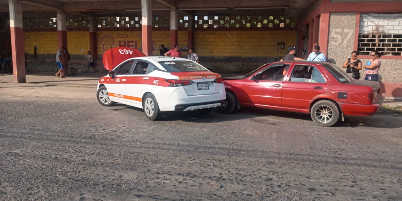 ACCIDENTE VIAL DEJA A TRES MENORES DE EDAD HERIDOS