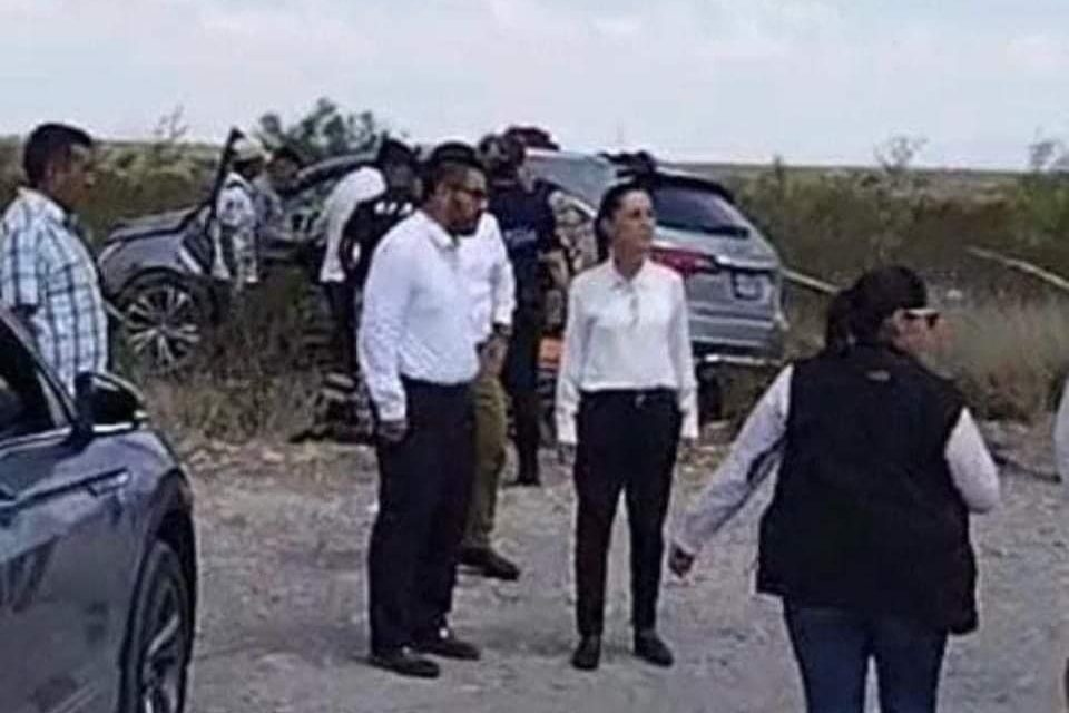 Chocan escoltas de Claudia Sheinbaum, hay una mujer muerta