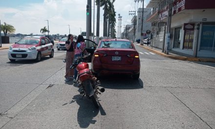Italika impacta a Versa en el Boulevard