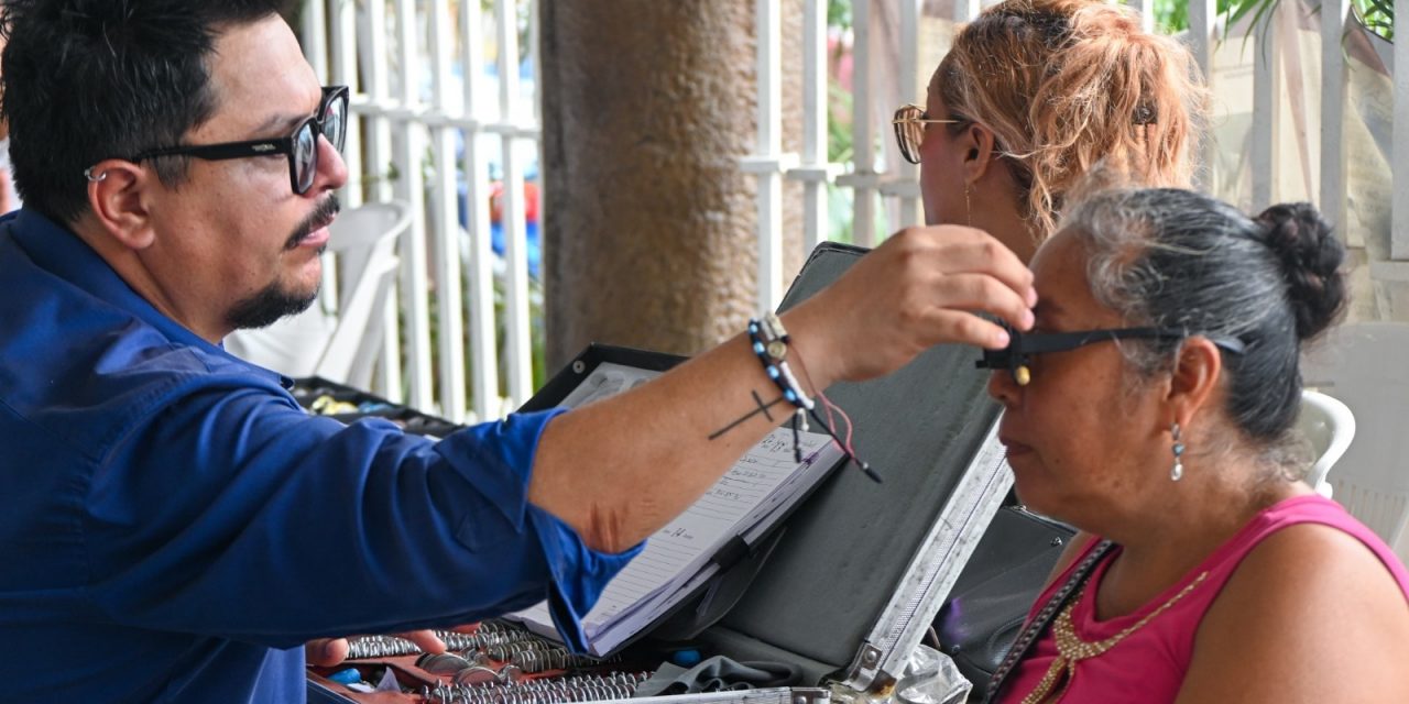 Mañana jueves habrá Jornada de Salud Visual en la planta baja de la presidencia municipal