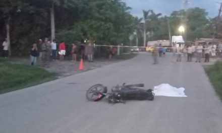 SE IMPACTA CONTRA MOTOCICLETA