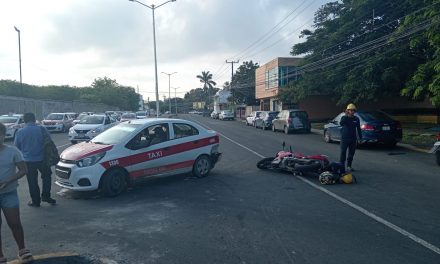 ACCIDENTE FRENTE A DORMITORIOS DEL ADO