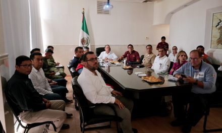 En Tuxpan, autoridades de los 3 niveles de gobierno participaron en una reunión de coordinación y seguimiento del huracán “Beryl”