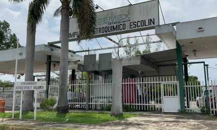 AMLO y Nahle cumplieron a Poza Rica, iniciará construcción de planta de fertilizantes