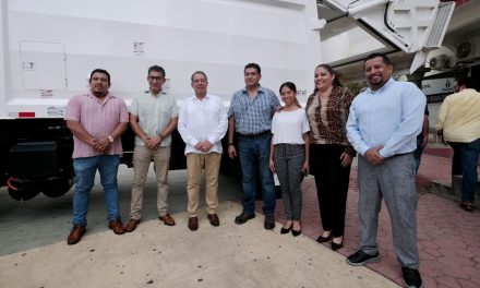 Nuevo camión compactador modelo 2025 se incorpora a la limpia pública de Tuxpan