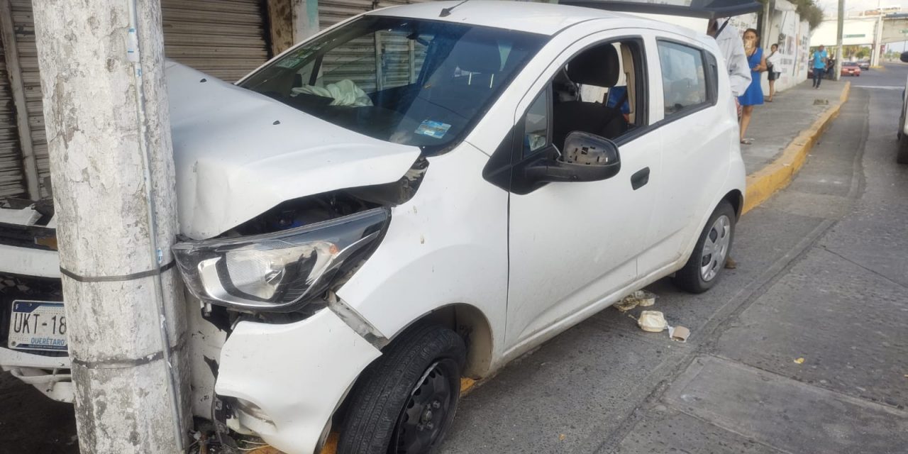 Perdida total en accidente del bulevard
