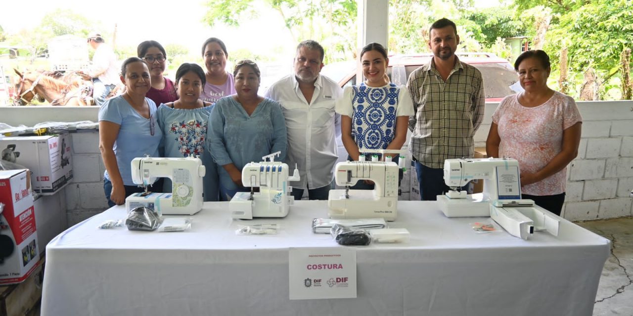Entrega Pamela Morales Huesca, Presidenta del DIF Tuxpan más proyectos productivos en comunidades