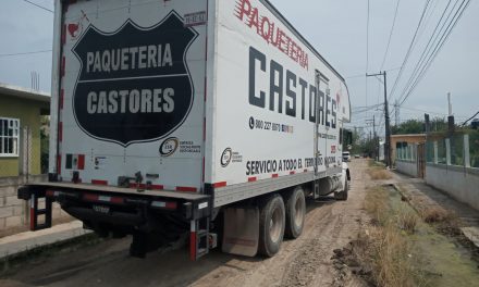 SE TREPA A LA BANQUETA