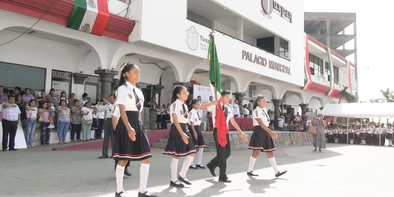 Con Lunes Cívico conmemoran el Día Mundial del Corazón