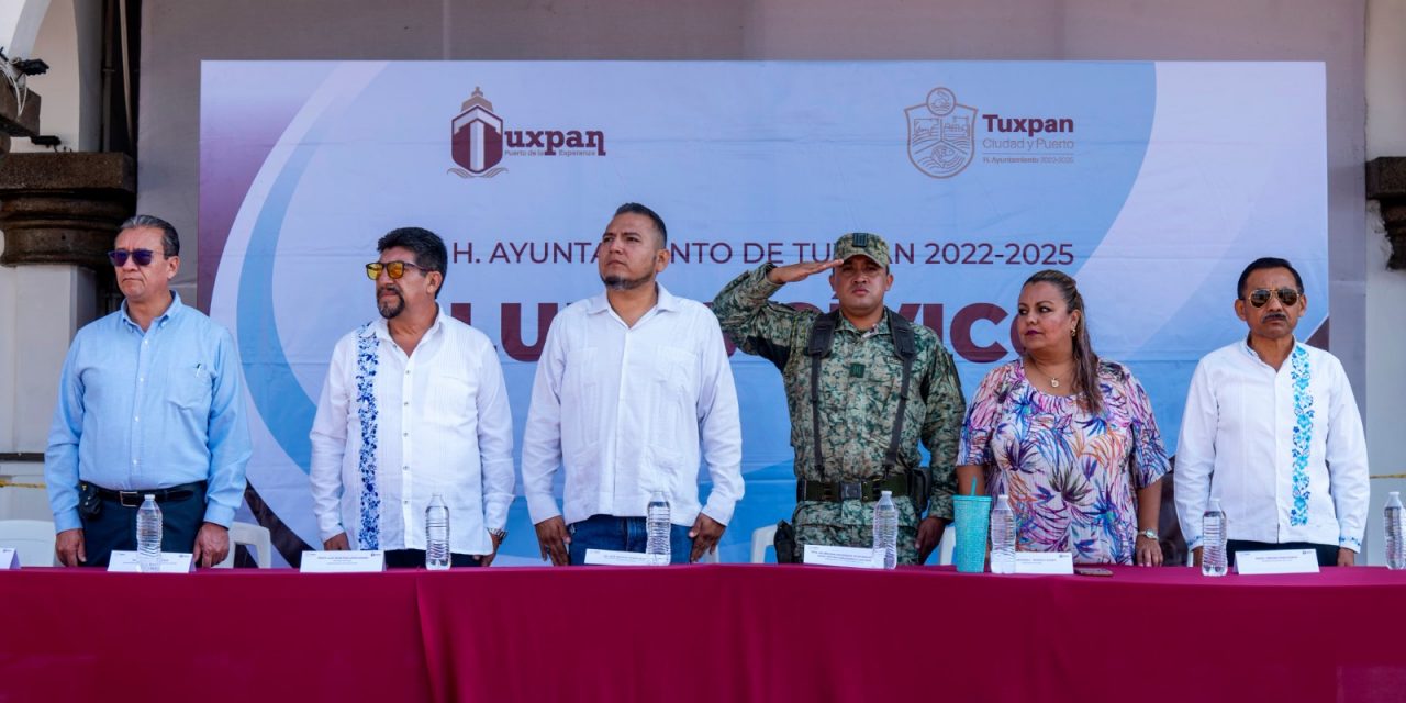Realizan Lunes Cívico por el Día Mundial de la Alimentación