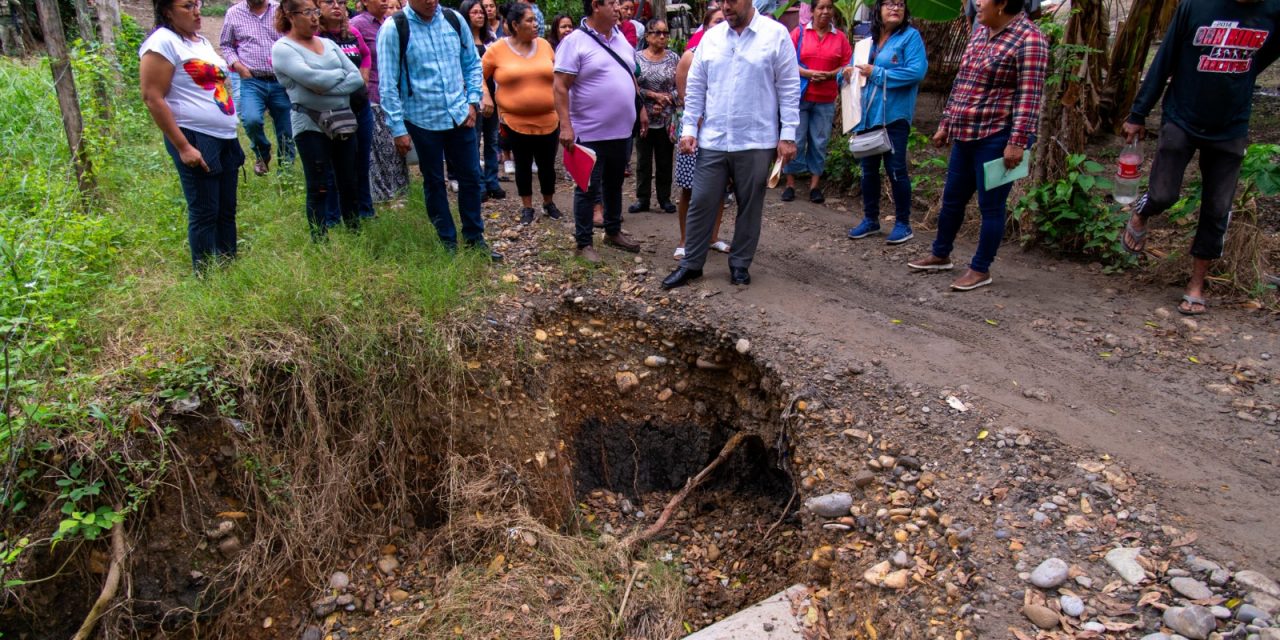 El alcalde Dr. Jesús Fomperoza Torres realizó recorridos de atención ciudadana en la comunidad Ojite y los Infonavit Reyes Heroles y Puerto Pesquero
