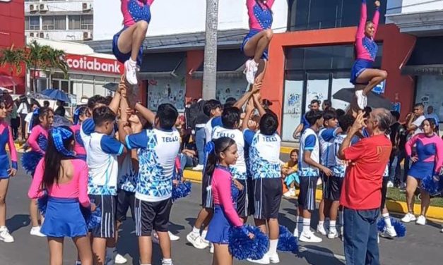 Con multitudinario desfile se conmemoró el 114 Aniversario del Inicio de la Revolución Mexicana