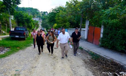 El alcalde Dr. Jesús Fomperoza Torres realizó recorridos de atención ciudadana en la localidad San Antonio y las colonias Insurgentes, El Retiro y Cenecista