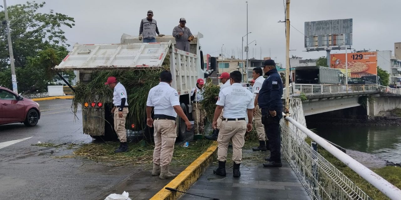 EJÉRCITO MEXICANO, GUARDIA NACIONAL Y AUTORIDADES CIVILES REALIZAN ACTIVIDADES DE LABOR SOCIAL EN TUXPAN, VERACRUZ.