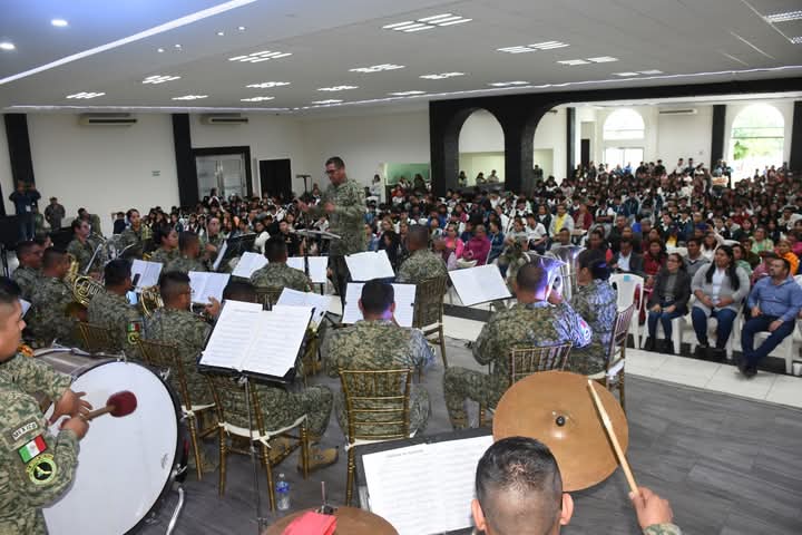 Cierra con broche de oro, la participación de la Banda de Música de la VI Región Militar.