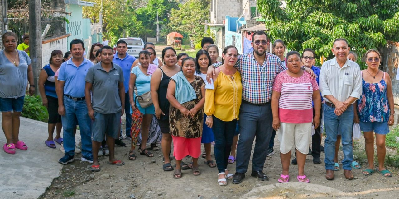 Se conformaron los comités de obras de urbanización y un parque público, en las colonias Colosio, Miguel Hidalgo y Tulipanes