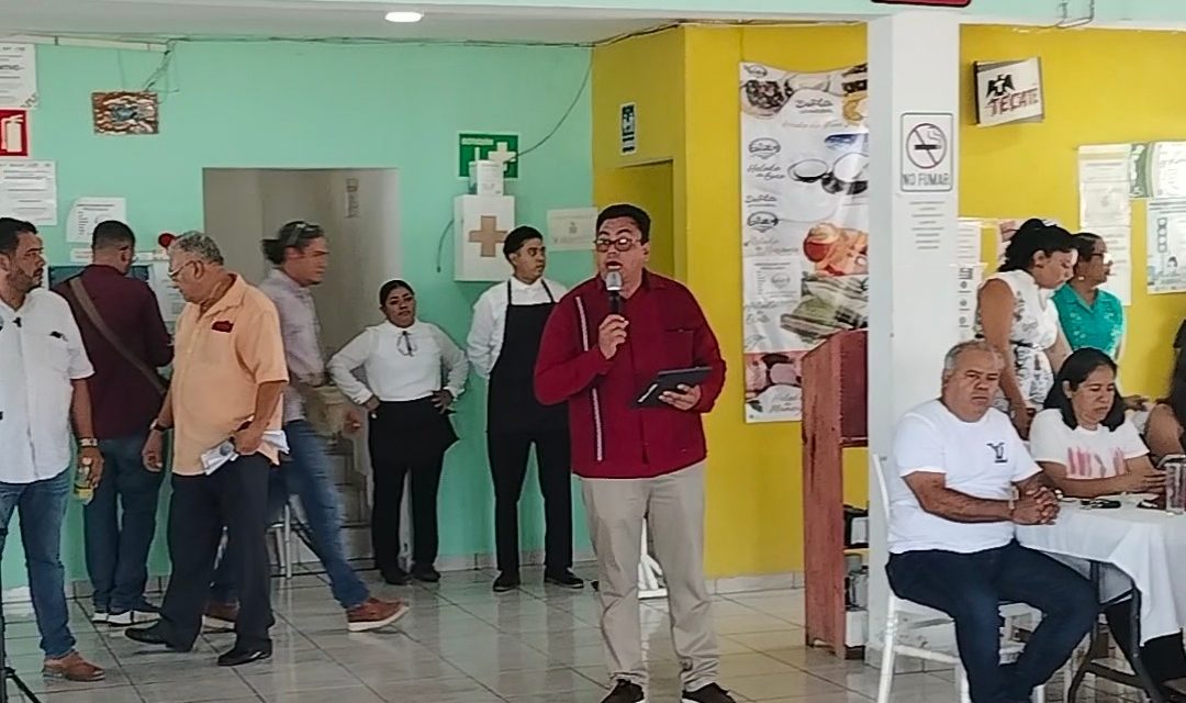 Movimiento Fuerza Magisterial Veracruzana Tuxpan «Festeja el Día del Maestro»
