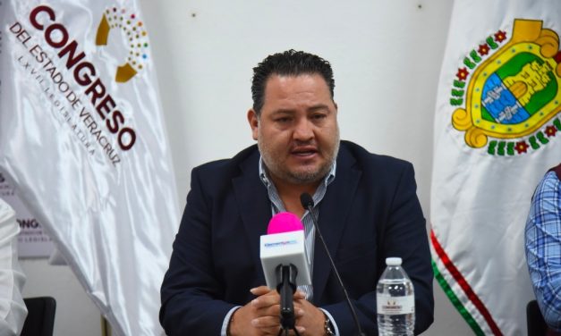 Informa diputado de Misantla su adhesión al Grupo Legislativo de Morena
