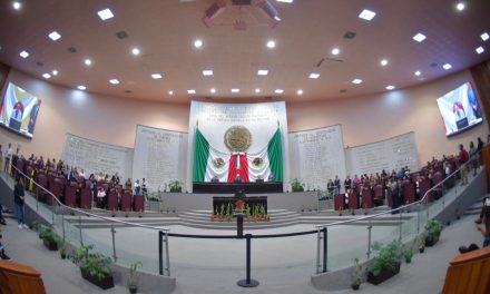 Modifica LXVII Legislatura la integración de 27 comisiones permanentes y una especial