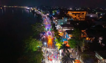 Ante un estadio lleno, La Original Banda El Limón dio un asombroso concierto en el cuarto masivo del Carnaval Tuxpan 2025