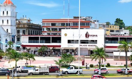 GOBIERNO MUNICIPAL DE TUXPAN AGRADECE A PETRÓLEOS MEXICANOS (PEMEX) LA DONACIÓN DE COMBUSTIBLES