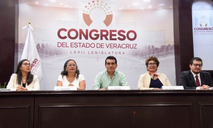 Entrega Congreso cartas de liberación de deuda pública a ayuntamientos