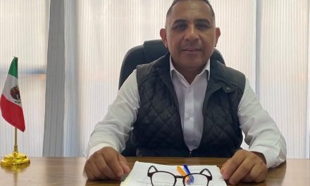Se capacitan los comités de obra pública de las colonias y comunidades