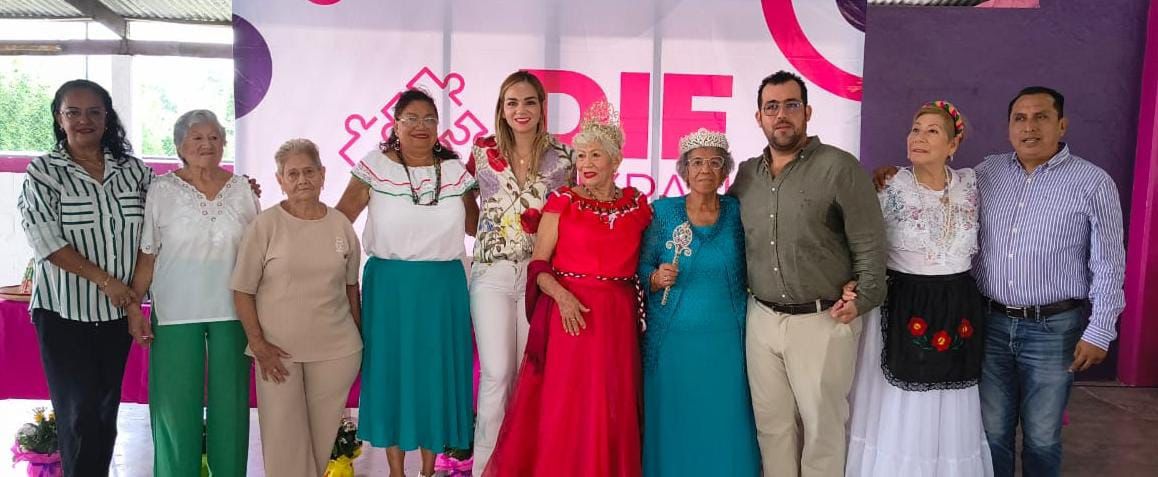 Gobierno y DIF Tuxpan celebran el Día del Adulto Mayor