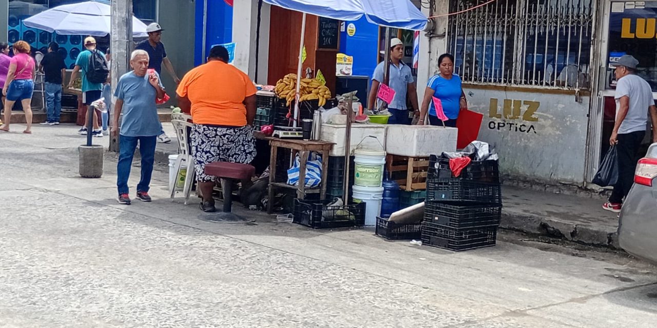 Cada vez las calles son invadidas