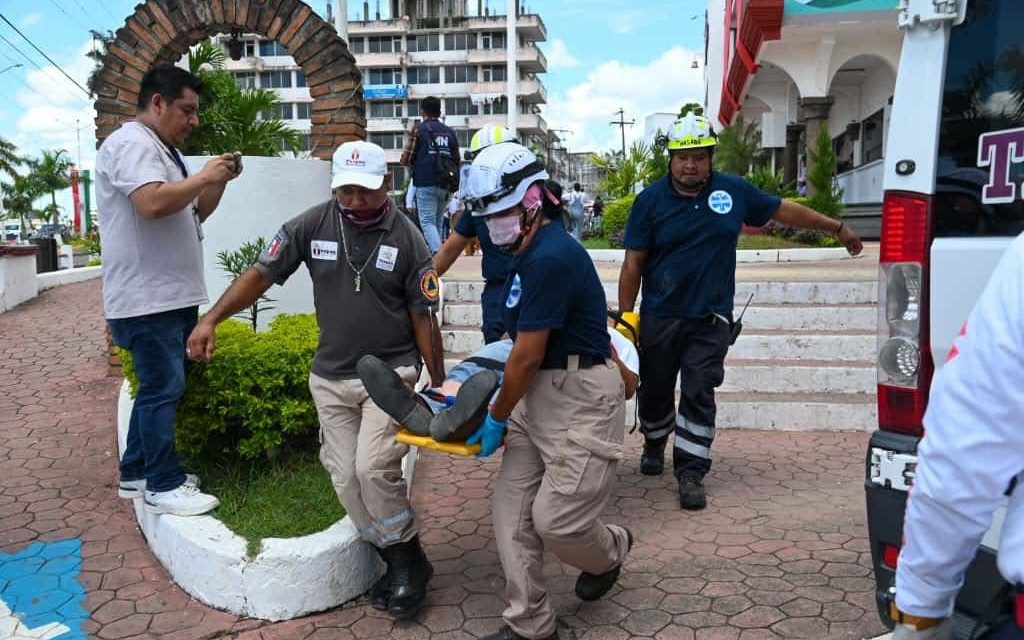 Activa participación de dependencias del Gobierno de Tuxpan en el Segundo Simulacro Nacional 2025