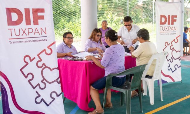 DIF Tuxpan inicia en comunidades la entrega gratuita de lentes graduados