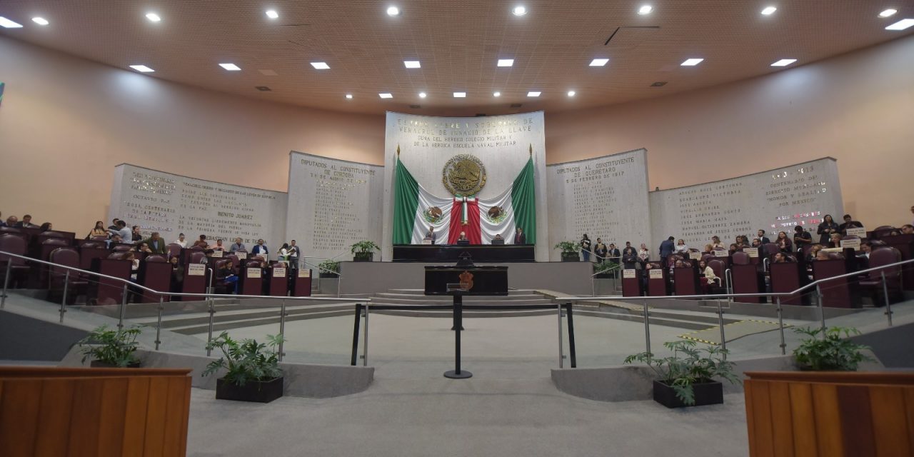 Simplificar trámites en el Registro Civil, propone gobernadora