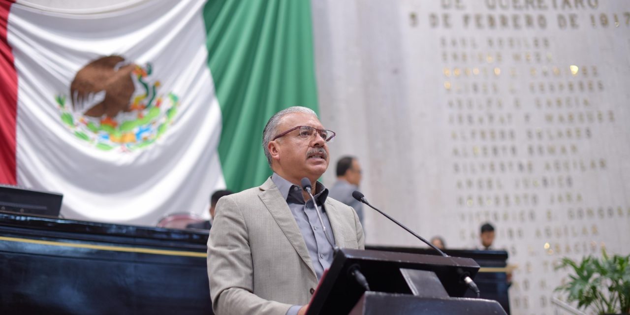 Se pronuncia diputado contra el acoso escolar