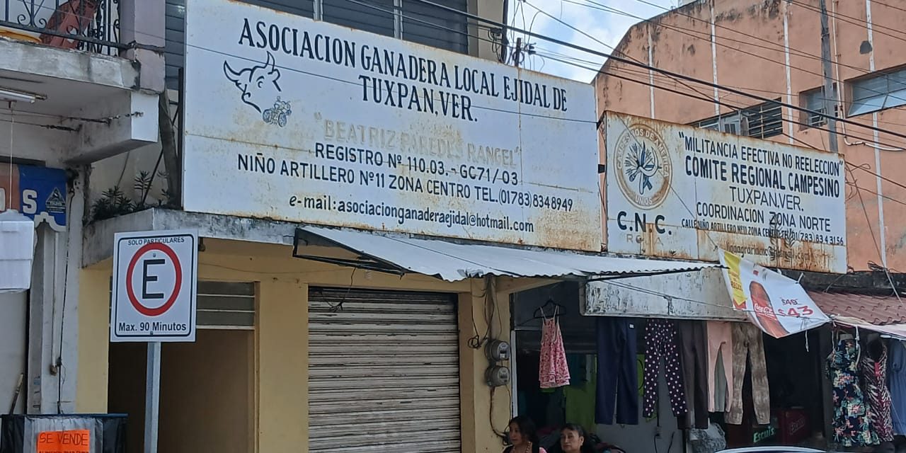 Se Reúnen Patronatos con el Secretario de La Liga Roja