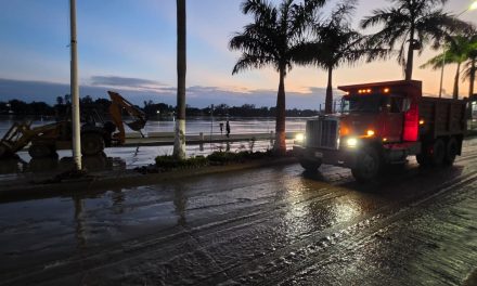 Más 100 locatarios afectados por las lluvias