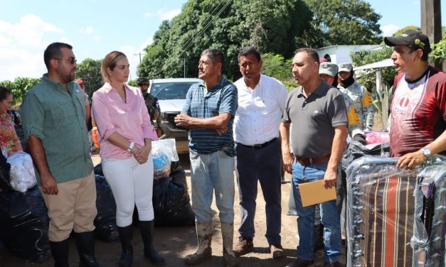 Ayuntamiento de Tuxpan entregó importantes apoyos a los damnificados de Frijolillo, Chomotla y Colonia Chijolar.